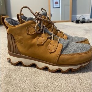 SOREL Kinetic Caribou Snow Boot